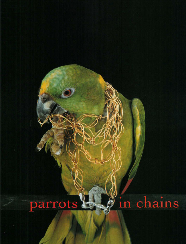 01-2005-003-VogueGioiello-Jewelry-ParrotsInChains-Green-Bird-Gold-Chain
