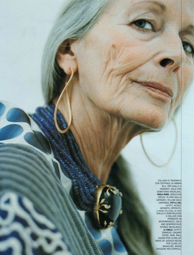 01-2005-017-VogueGioiello-Jewelry-Woman-BeadedNecklace-Hoop-Earrings. jpg