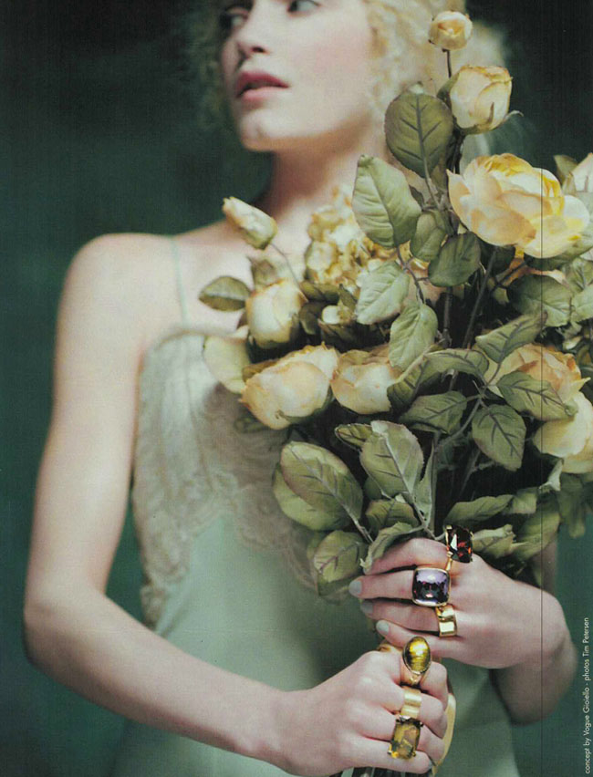 03-2002-006-VogueGioiello-Jewelry-Rose-Bouquet-Cocktail-Rings