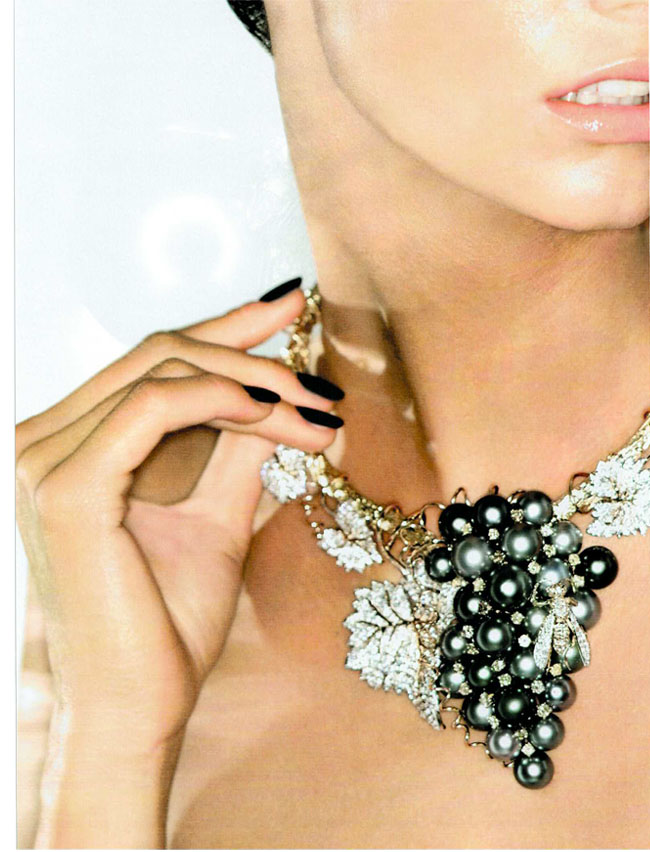 11-2001-018-VogueGioiello-Jewelry-BlackAndWhite-Diamond-Pearl-Necklace