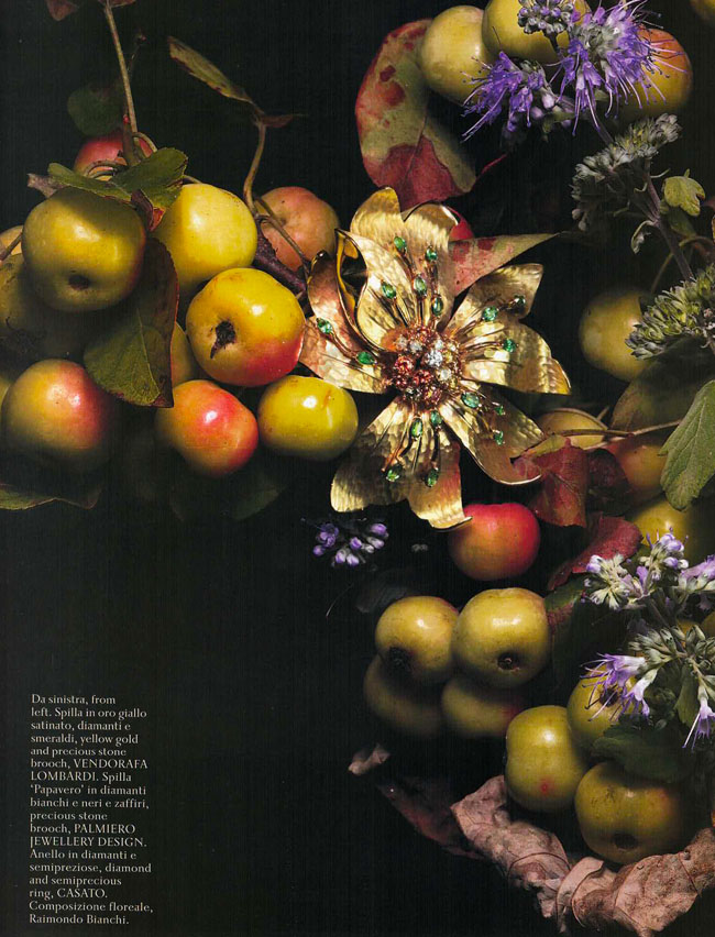 11-2006-001-VogueGioiello-Jewelry-GardenBloom-Gold-Flower-Brooch-Emerald-Diamond