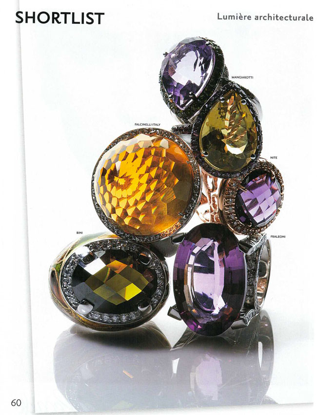 11-2006-017-VogueGioiello-StackedRings-Jewelry-Trend